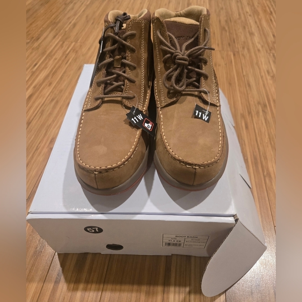 NWT Cody James Brown Leather Boots